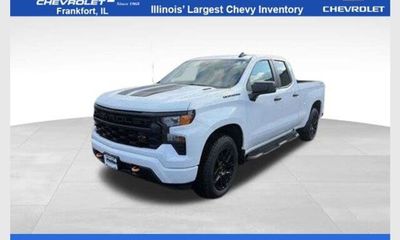 2025 Chevrolet Silverado Custom