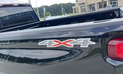 2024 Chevrolet Silverado HD Custom