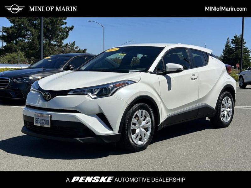 2019 Toyota C-HR — a typically priced live listing