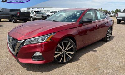 2020 Nissan Altima SR