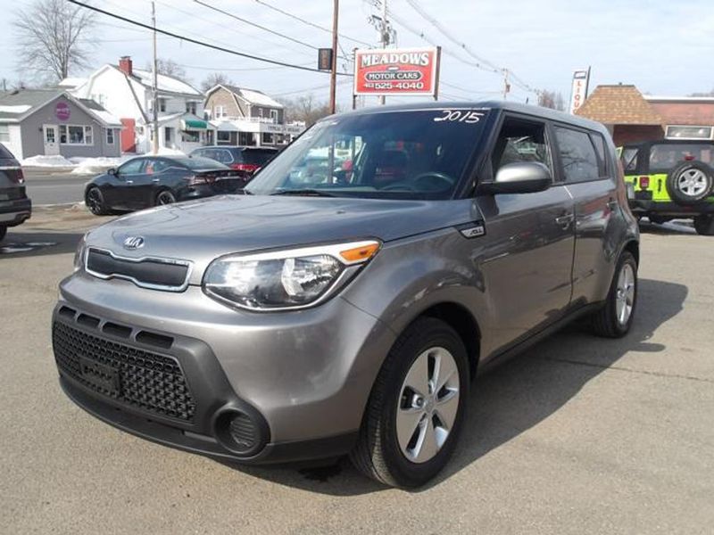 2015 Kia Soul — a typically priced live listing