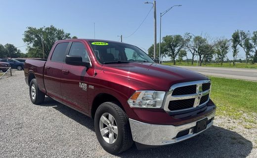 2019 Ram 1500 SLT