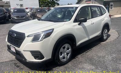 2023 Subaru Forester Base ES