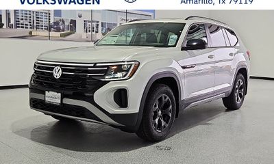 2026 Volkswagen Atlas 4MOTION Peak Edition