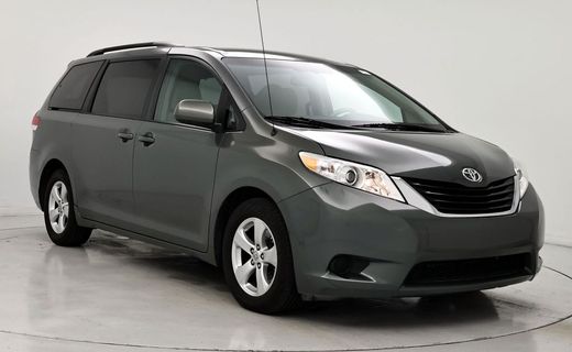 2014 Toyota Sienna LE