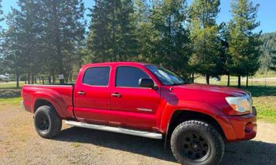 2005 Toyota Tacoma DLX