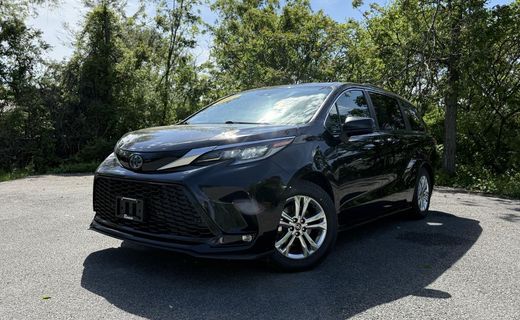 2022 Toyota Sienna XSE