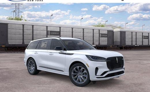 2026 Lincoln Aviator Base