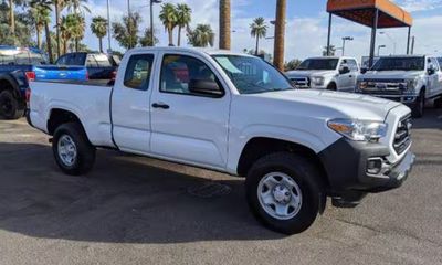 2016 Toyota Tacoma SR SR5