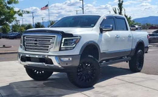 2023 Nissan Titan