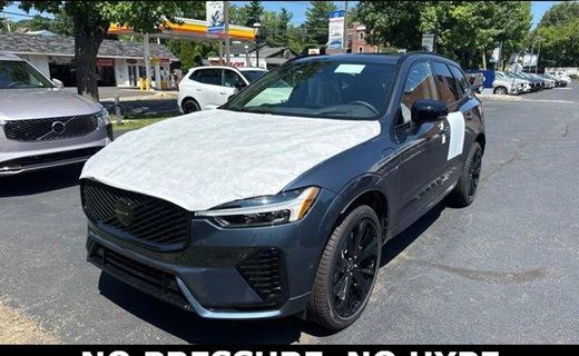 2026 Volvo XC60 Ultra Black Edition