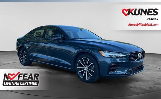 2023 Volvo S60 Plus Dark