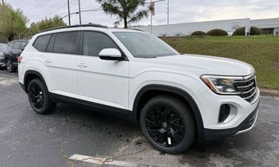 2026 Volkswagen Atlas SE
