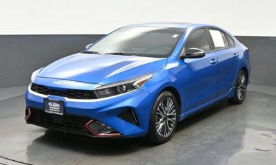 2023 Kia Forte GT Line