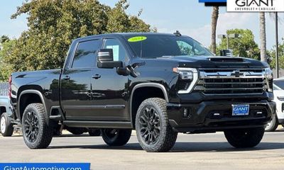 2024 Chevrolet Silverado HD High Country