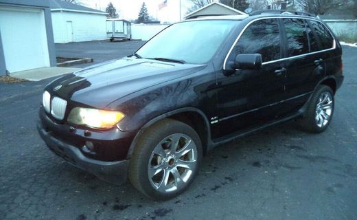2005 BMW X5 4 4I