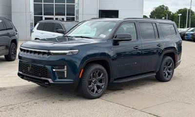 2026 Jeep Grand Wagoneer Base