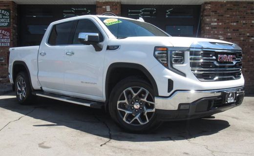 2023 GMC Sierra SLT