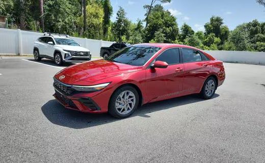 2024 Hyundai Elantra Blue