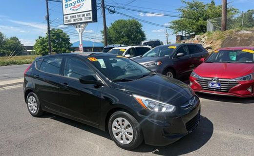 2017 Hyundai Accent SE Base