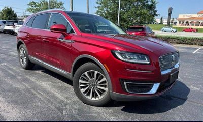 2019 Lincoln Nautilus Select