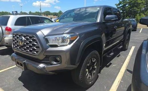 2020 Toyota Tacoma SR5