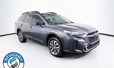 2025 Subaru Outback Base