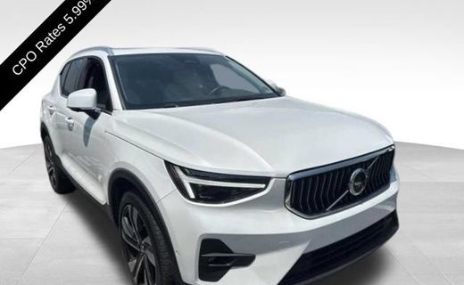 2024 Volvo XC40 Ultimate Bright