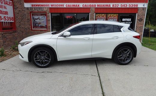 2018 Infiniti QX30 Premium