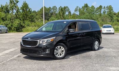 2017 Kia Sedona LX