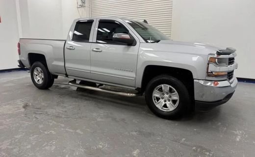 2018 Chevrolet Silverado LT