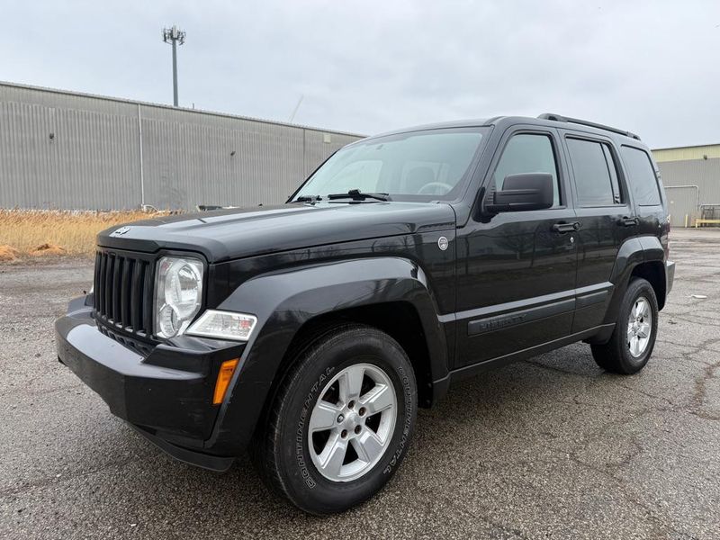 2010 Jeep Liberty — a typically priced live listing