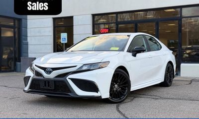 2023 Toyota Camry SE