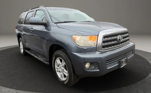 2008 Toyota Sequoia SR5