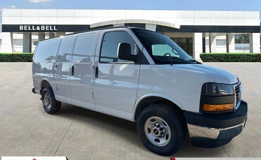 2026 GMC Savana 2500