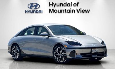 2024 Hyundai Ioniq 6 SEL