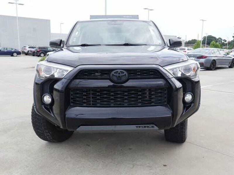 2017 Toyota 4runner — a typically priced live listing
