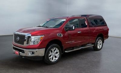 2017 Nissan Titan SV
