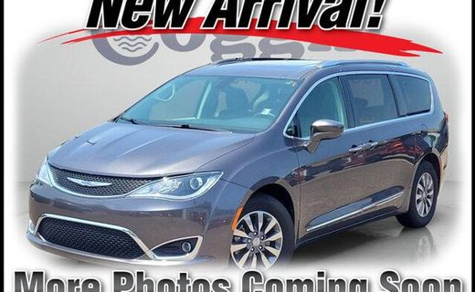 2019 Chrysler Pacifica Touring L Plus
