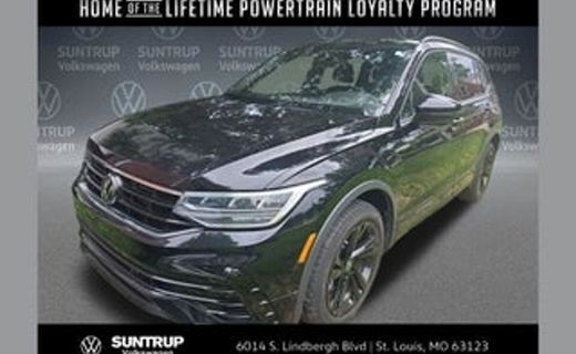 2023 Volkswagen Tiguan SE Black