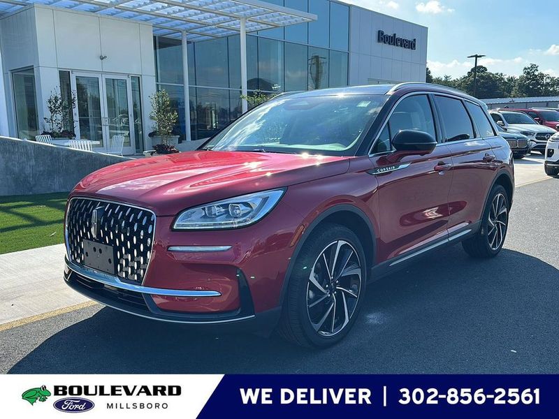 2024 Lincoln Corsair — a typically priced live listing