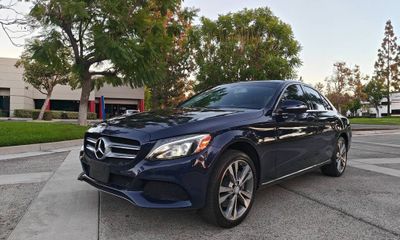 2015 Mercedes-Benz C-Class 4 Matic