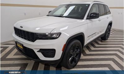 2022 Jeep Grand Cherokee Laredo