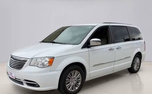 2016 Chrysler Town AND Country RT