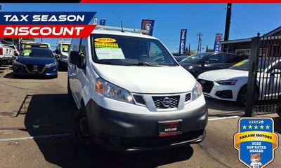 2016 Nissan NV200 2 5S