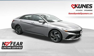 2025 Hyundai Elantra SEL Convenience