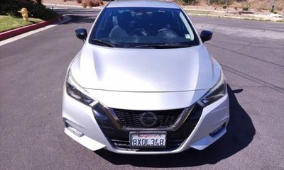 2020 Nissan Versa SR