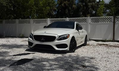 2017 Mercedes-Benz C-Class C300