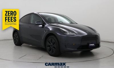 2025 Tesla Model Y Long Range