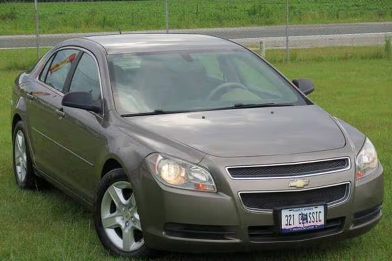 2011 Chevrolet Malibu — a typically priced live listing